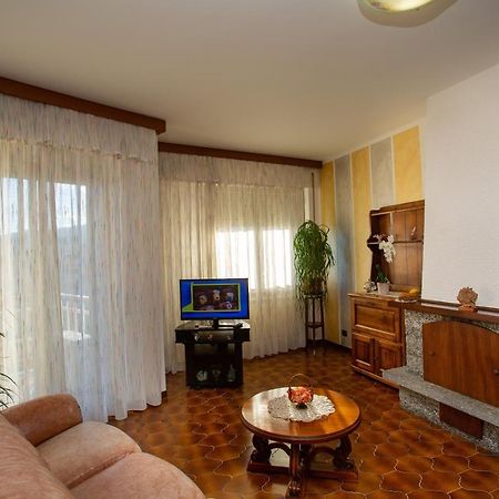 Casa Vacanze Heidi Vista Lago Appartement Verbania Buitenkant foto